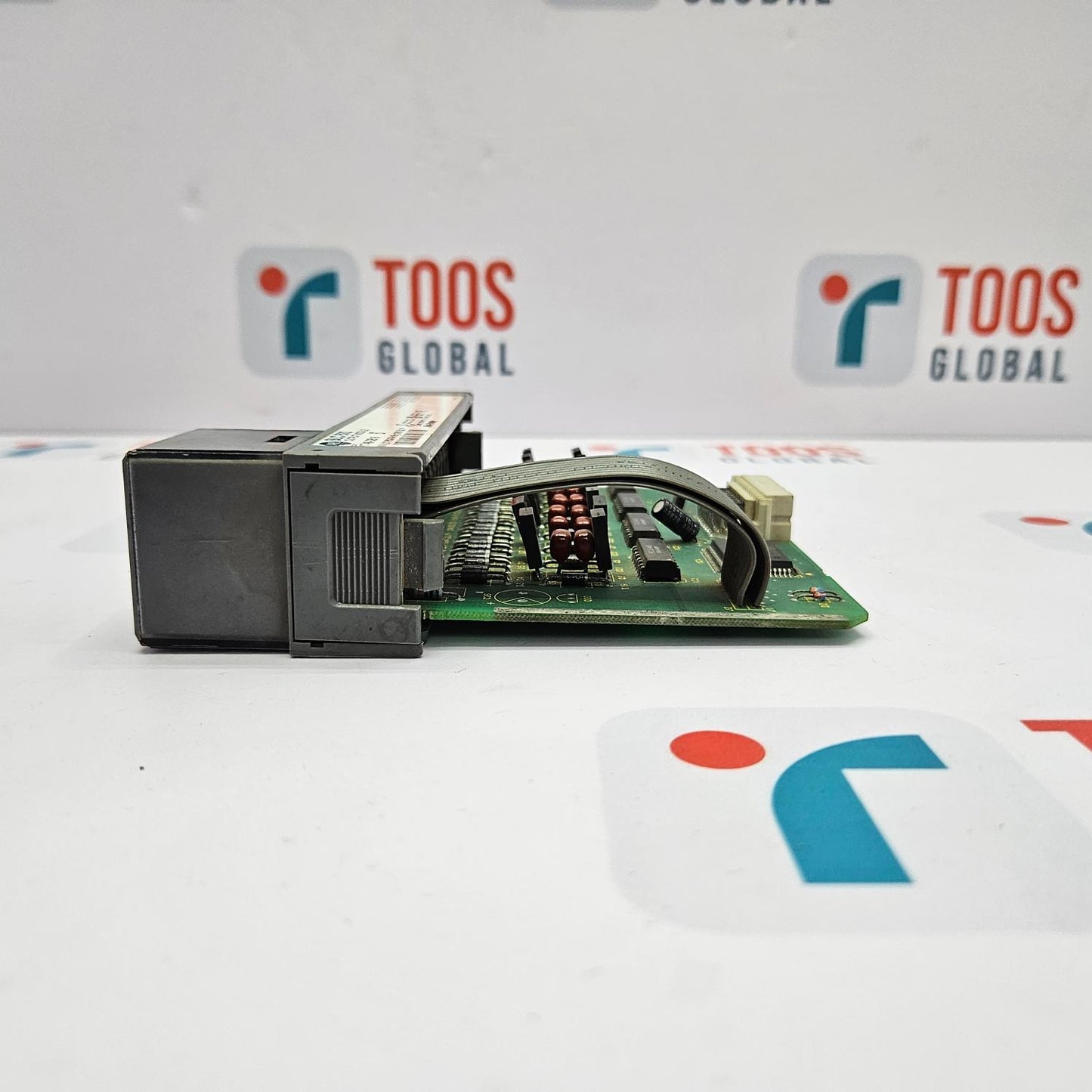 ALLEN-BRADLEY - 1746-OB16 SLC500 SER. D OUTPUT MODULE