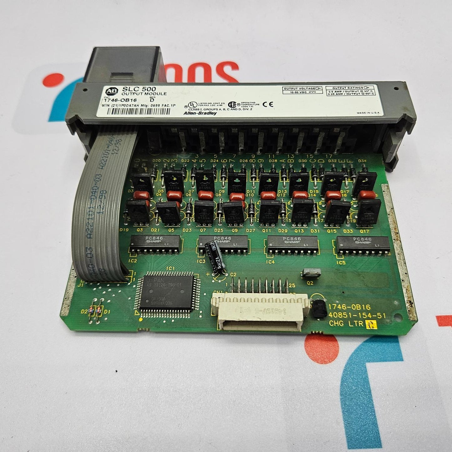 ALLEN-BRADLEY - 1746-OB16 SLC500 SER. D OUTPUT MODULE