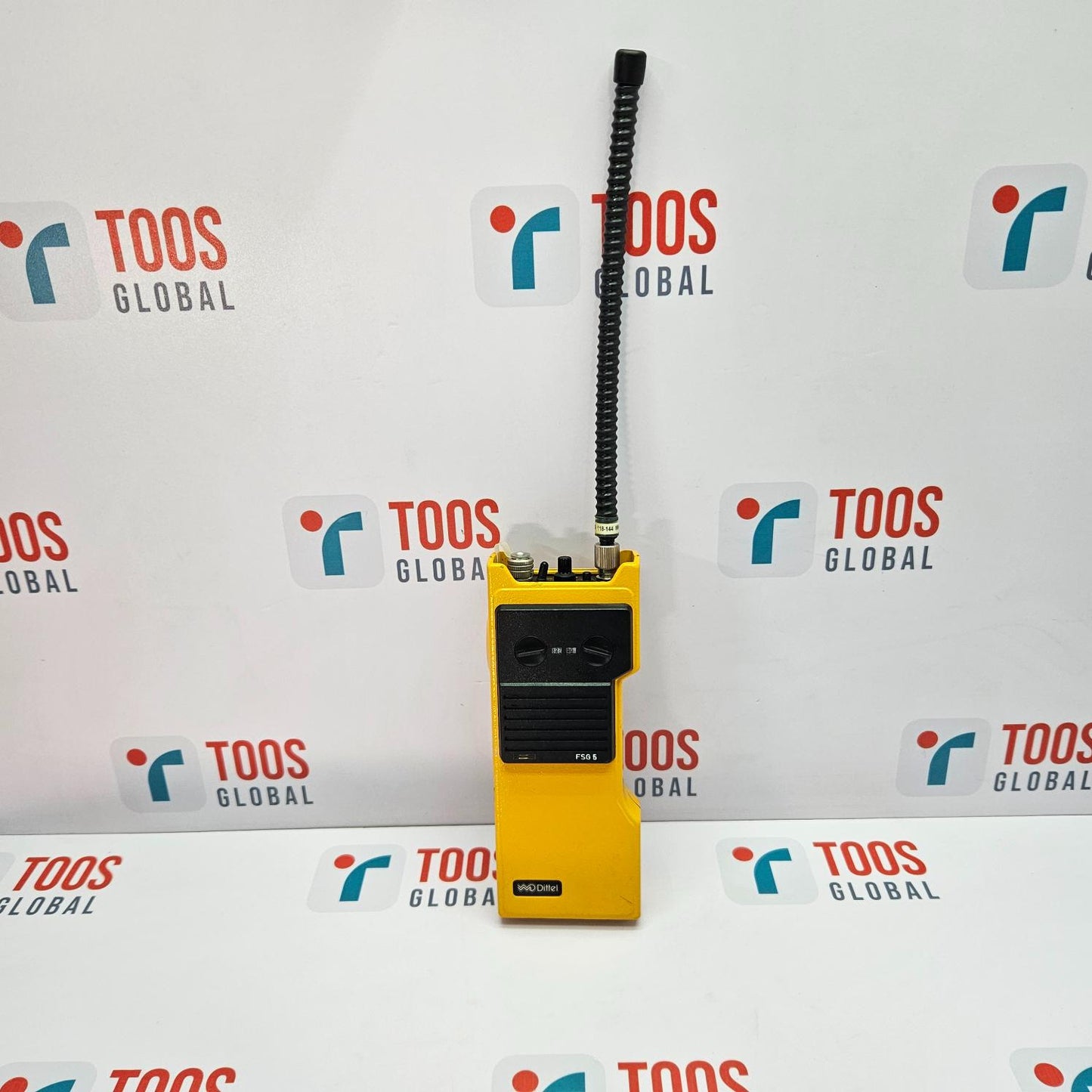DITTEL FSG 5 VHF-AM-TRANSCEIVER WITH ADAPTER