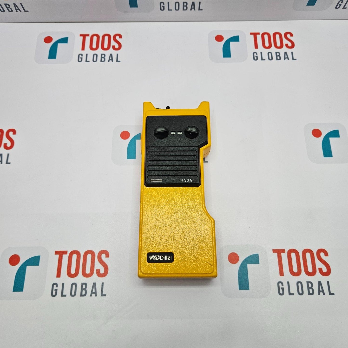 DITTEL FSG 5 VHF-AM-TRANSCEIVER WITH ADAPTER