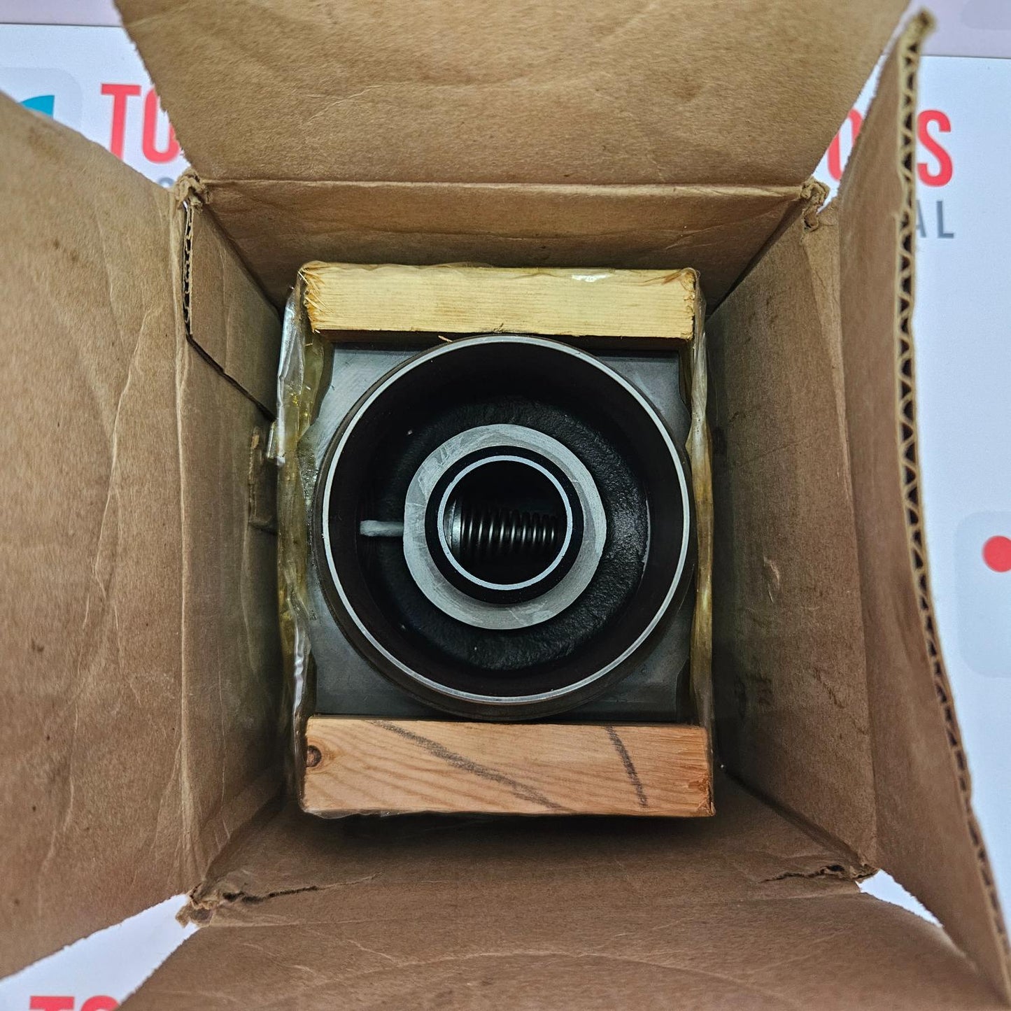 DONALDSON P166353 Hydraulic Head Assembly