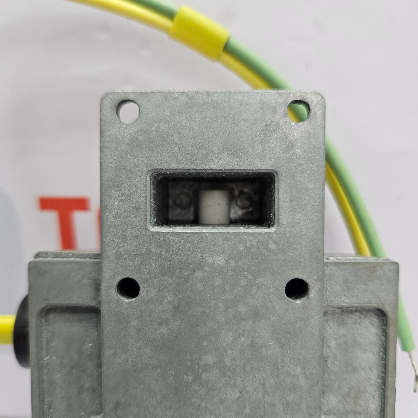 E2V TECHNOLOGIES EEV MG5473 X-BAND MAGNETRON NEW
