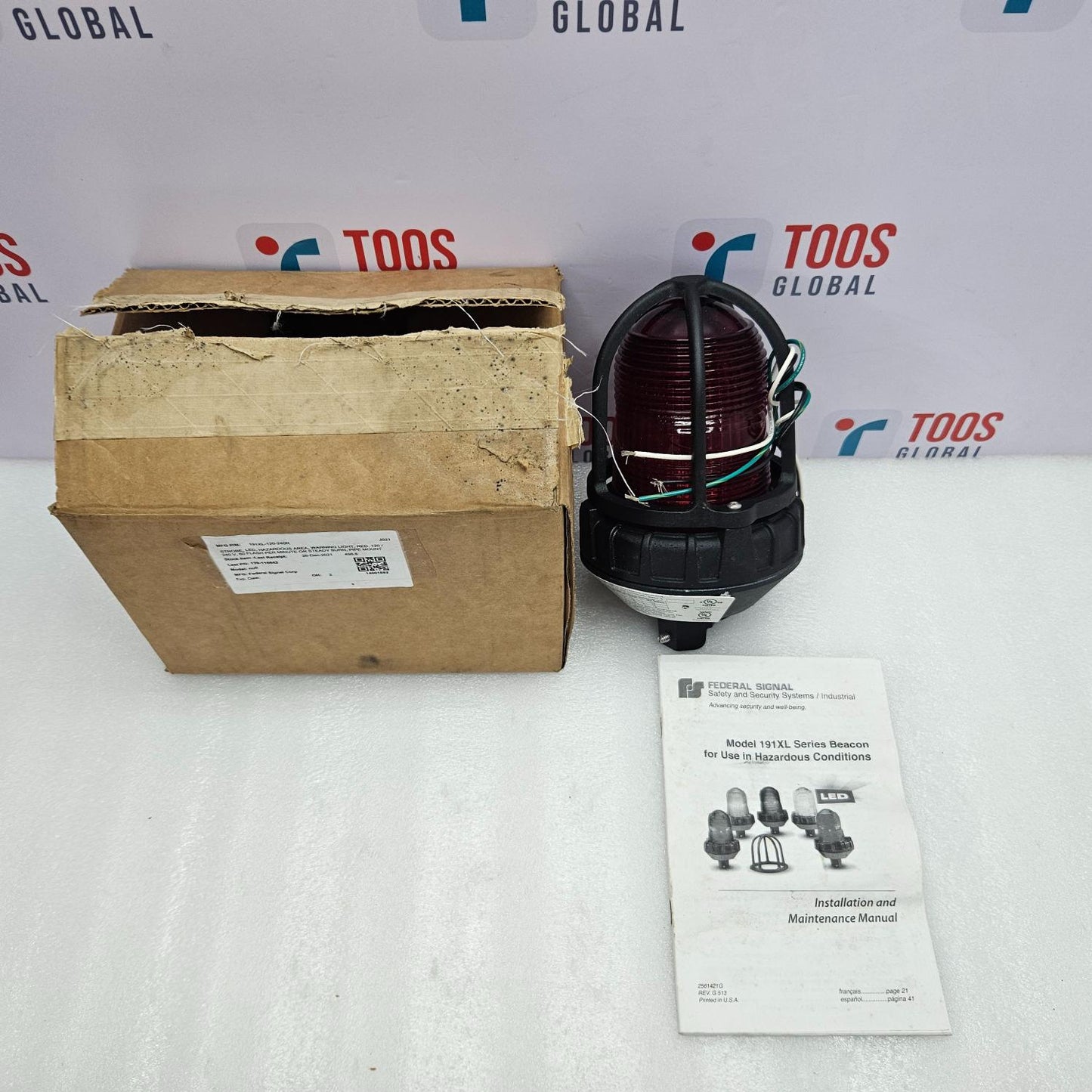 FEDERAL SIGNAL LIGHT with packaging and manual on a white surface with 'TOOS Global' branding.