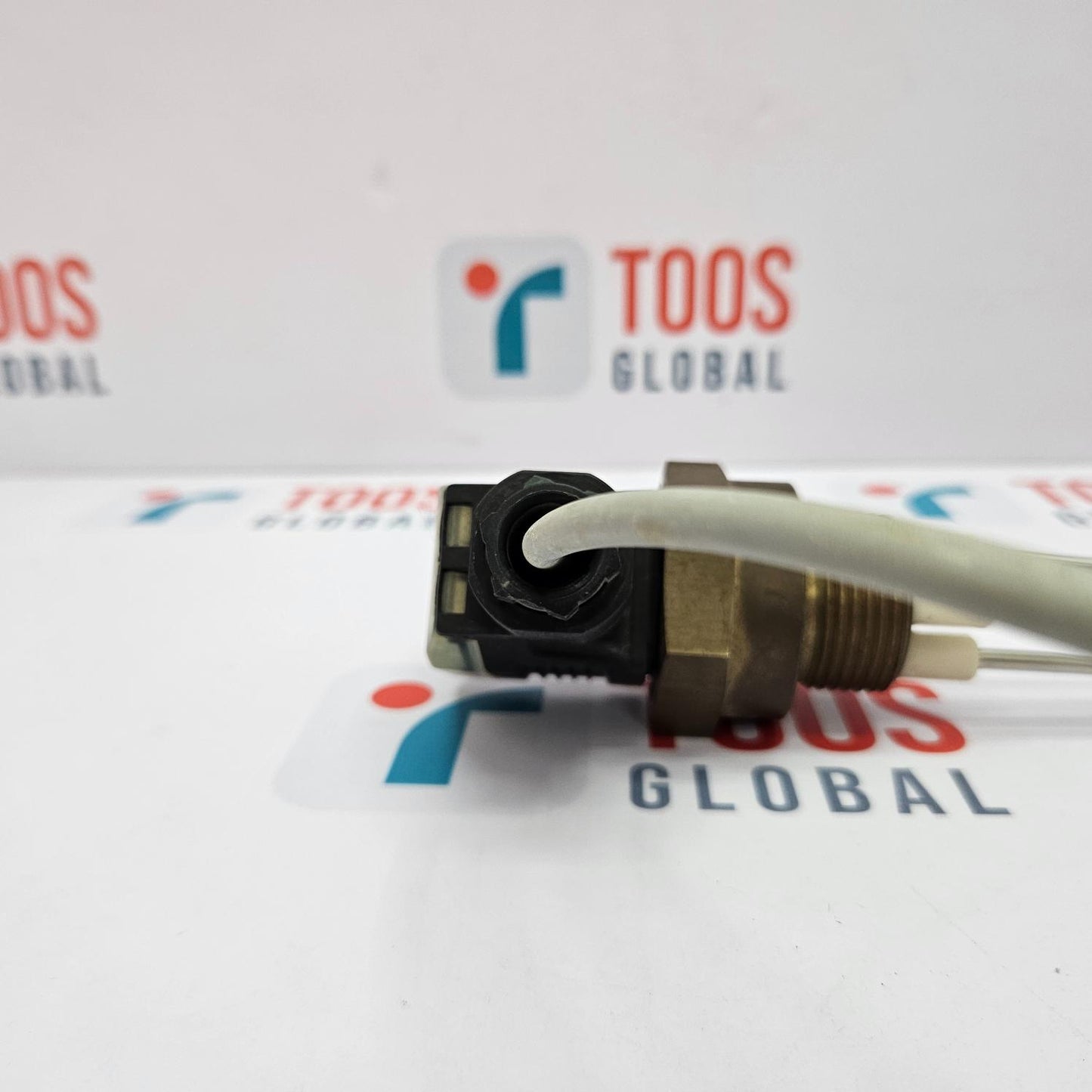FISCHER NKO6300205250300 LEVEL SENSOR TRANSMITTER AB0900651.01.027