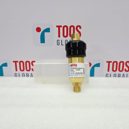 IBEDA DS2000 OXYGEN_O_SAFETY DEVICE 15barFANVTVPV FLASHBACKARRESTOR_3 with a label on a white background featuring 'TOOS GLOBAL' branding.