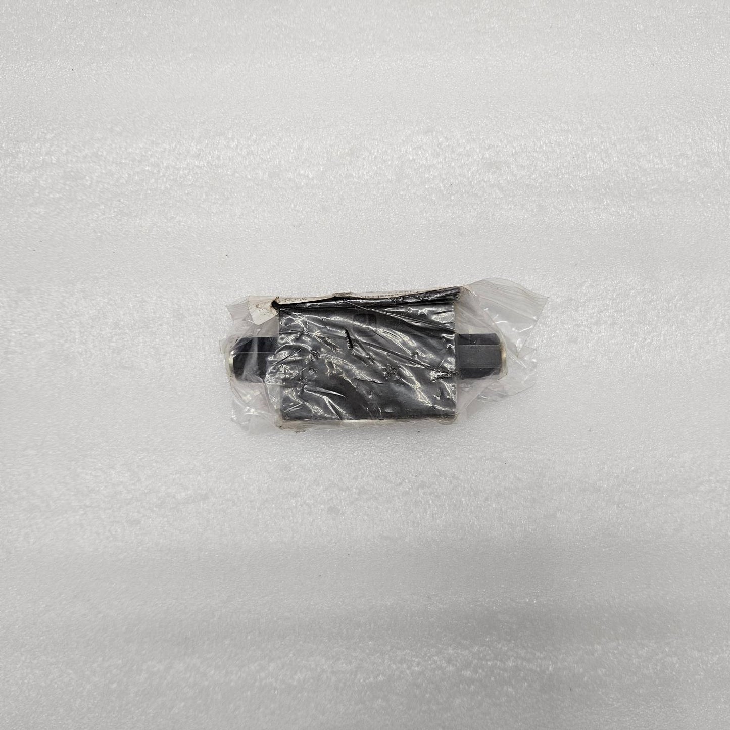 PARKER D1VP1CN 70 PILOT VALVE DIVP1CN70 NEW