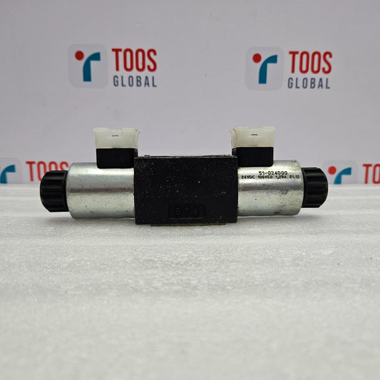 Parker D1FVE02CC0NJW310 Pilot Proportional Directional Control Valve on a gray background with 'TOOS GLOBAL' branding.