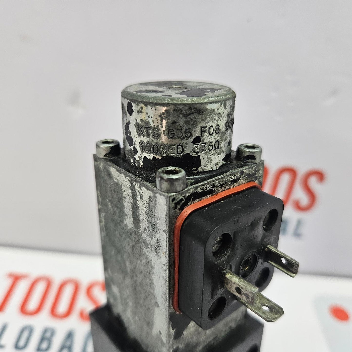 Parker D1SE30BNUW 3/2 Way Seated Type Directional Control Valve