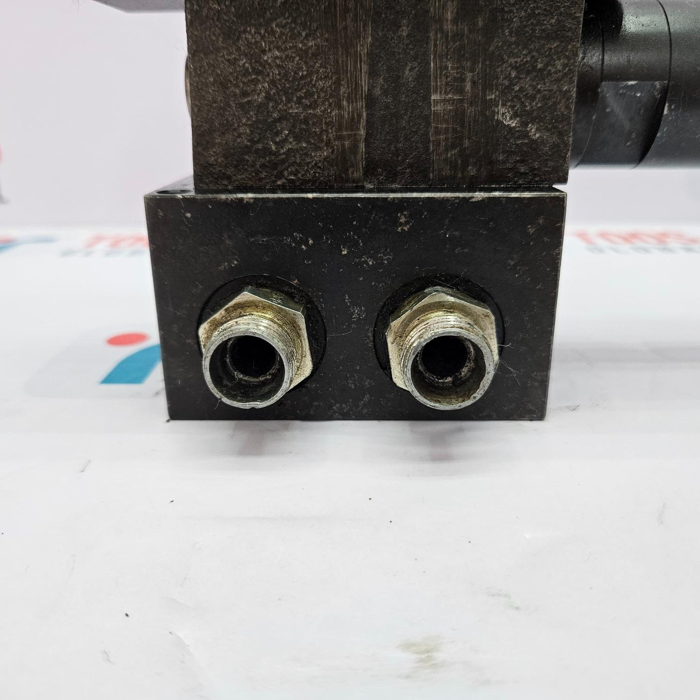 Parker PRDM2PP06SVG15 / A064R3/8-SB2 / SD500A06V8 Hydraulic Valve