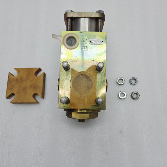 REXROTH AEVENTICS 3710531000 MAIN AIR STARTING VALVE with a cross-shaped piece on a gray background