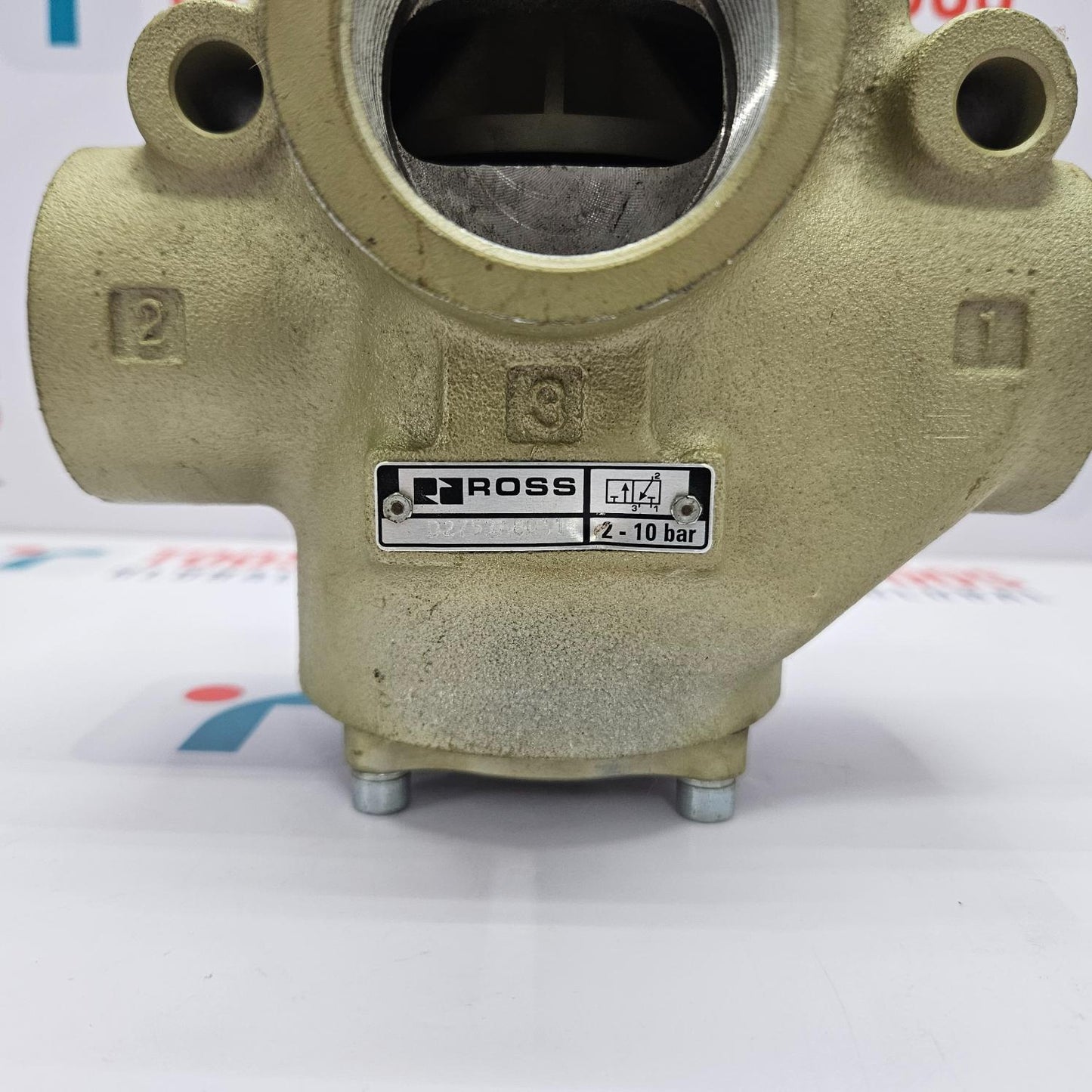 ROSS D2753A8011 POPPET VALVE 2-10 BAR D277C02 REV T