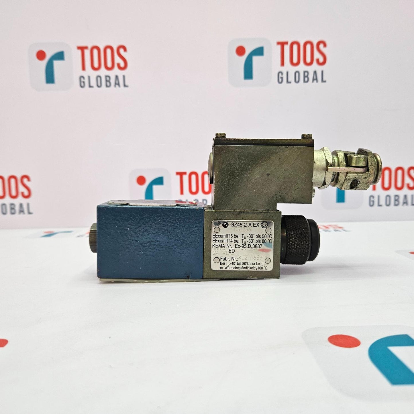 Rexroth R900935387 Hydraulic Valve D60/EG24NEXZ2 With GZ45-2-A