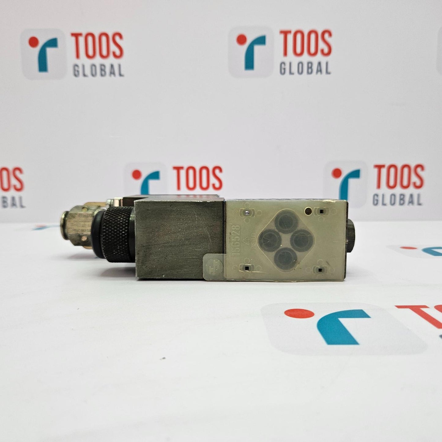 Rexroth R900935387 Hydraulic Valve D60/EG24NEXZ2 With GZ45-2-A