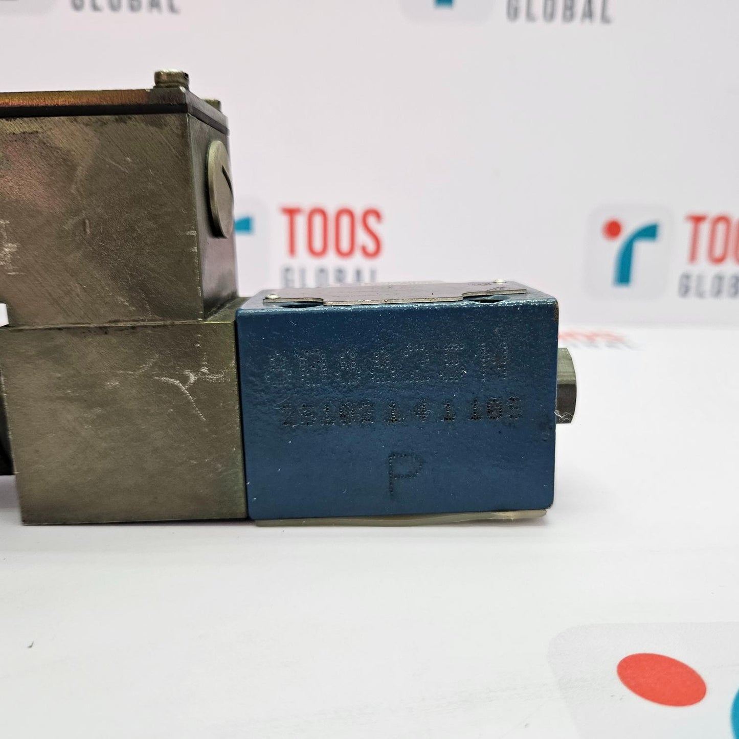 Rexroth R900935387 Hydraulic Valve D60/EG24NEXZ2 With GZ45-2-A