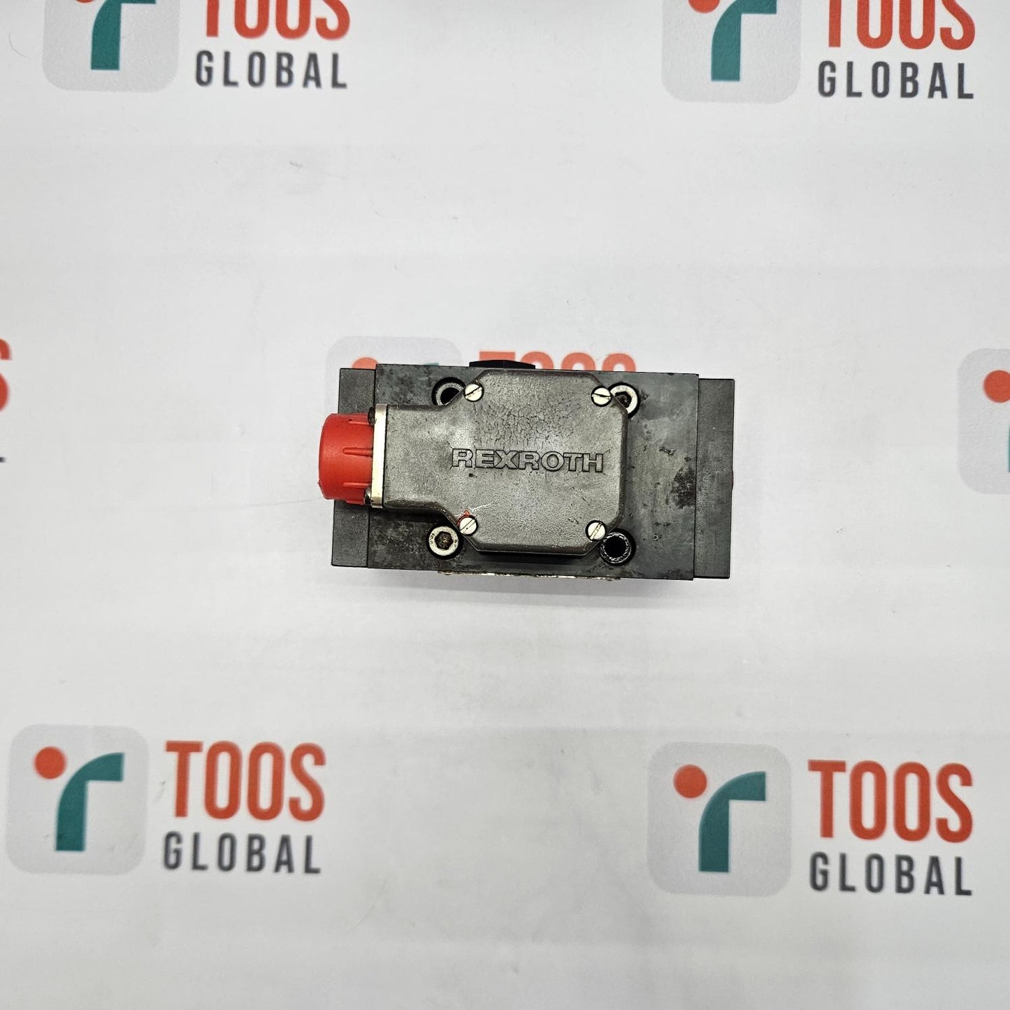 Rexroth R901113388 Servo Valve 4WS2EM10-51/30B11ET315K8DV New