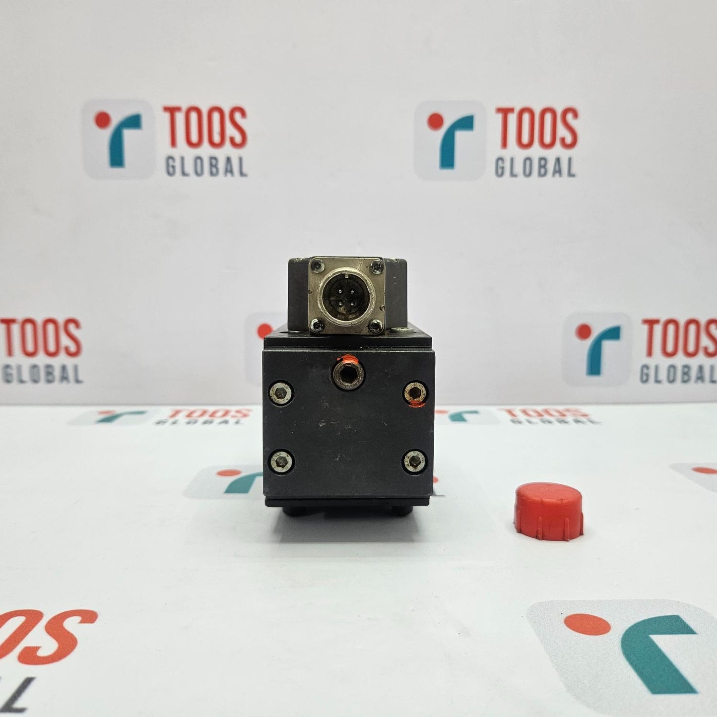 Rexroth R901113388 Servo Valve 4WS2EM10-51/30B11ET315K8DV New