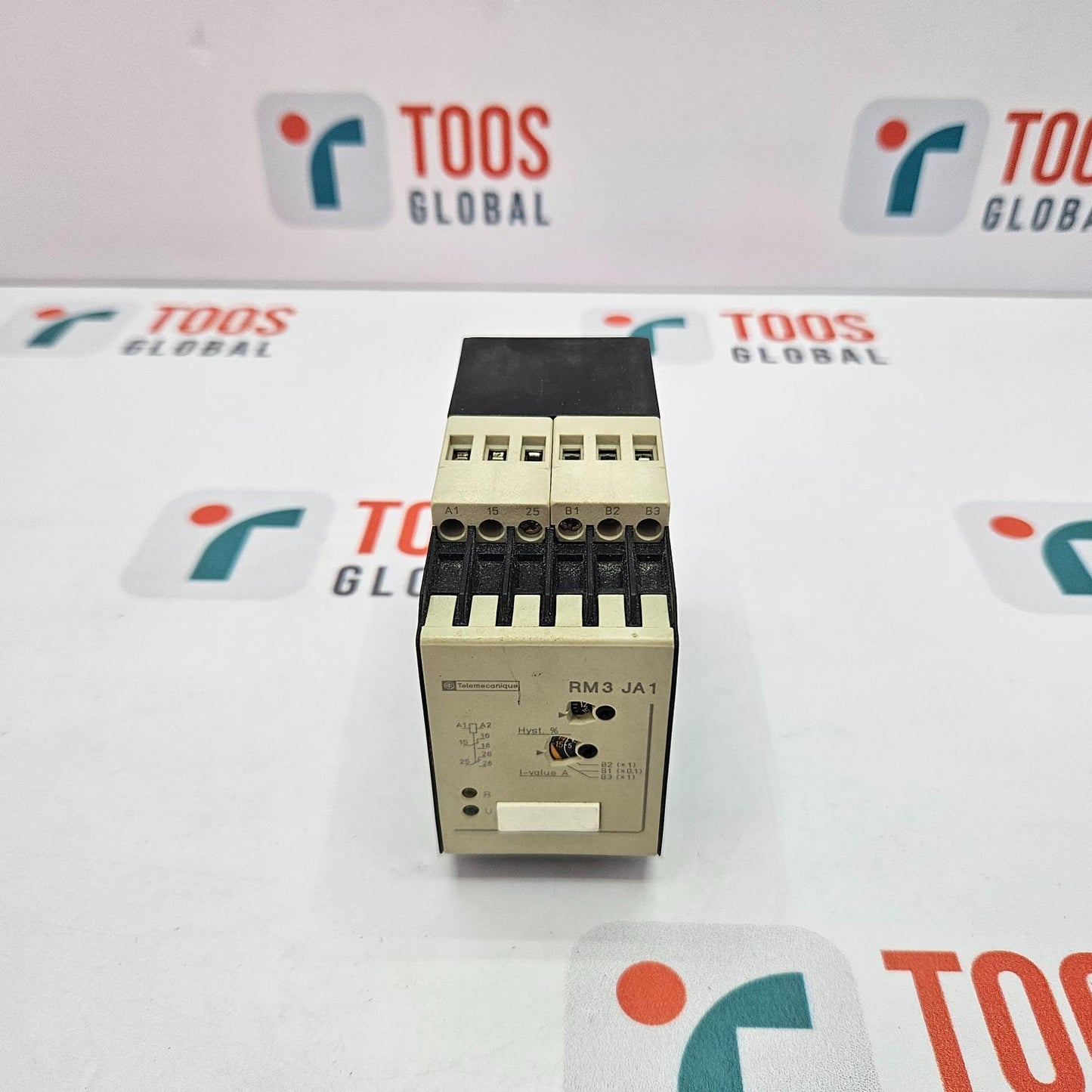 TELEMECANIQUE RM3 JA102MU7 RELAY 05281 220-240V NEW