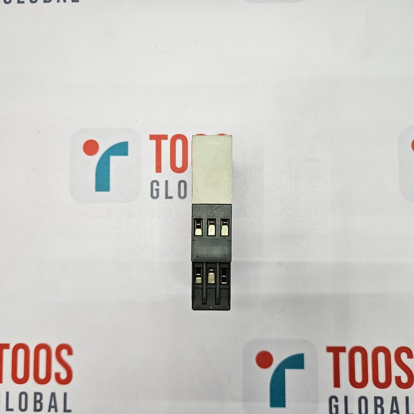 ABB CT-AHS.22S OFF-DELAY WITH AUX VOLTAGE TIME RELAY 1SVR630110R3300