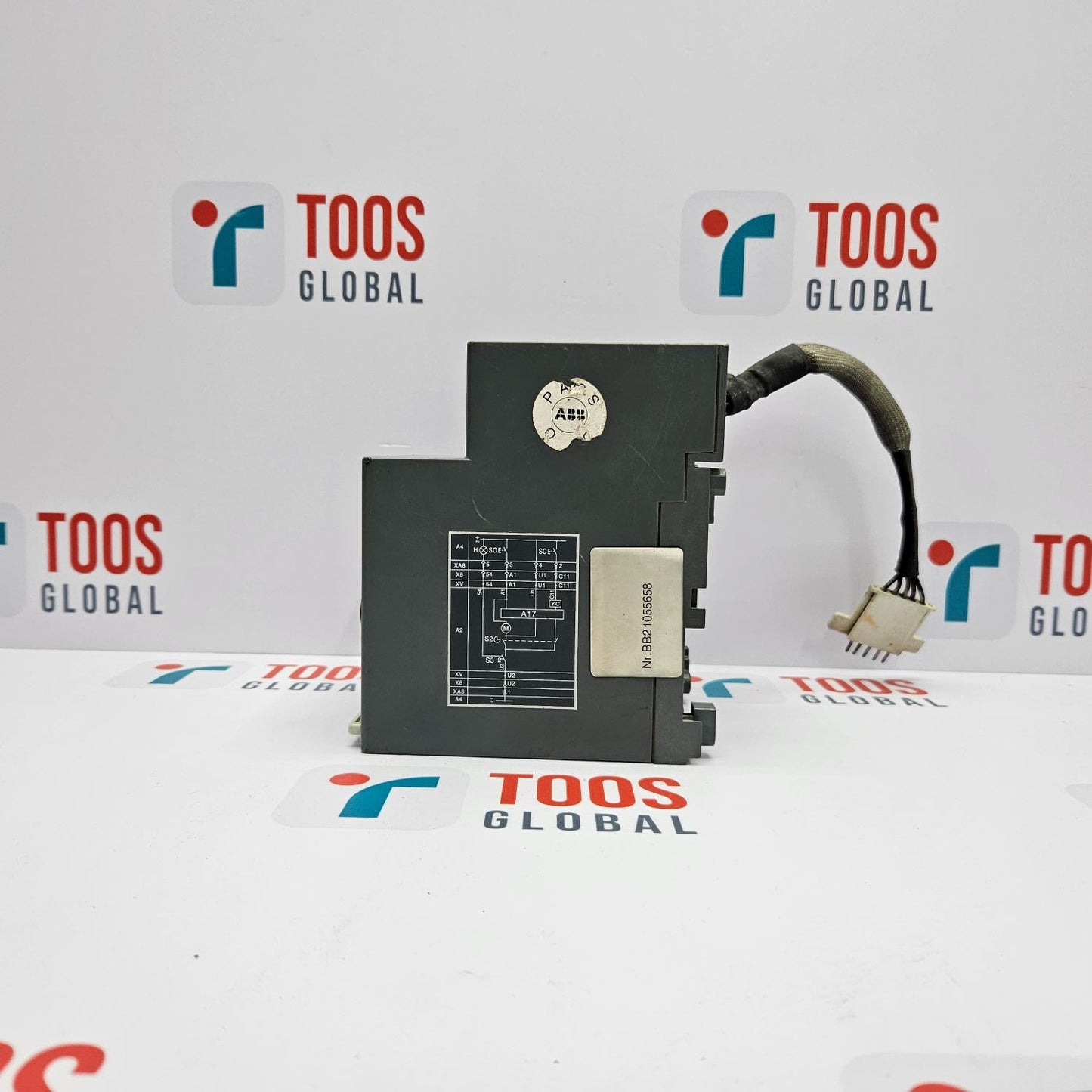 ABB SACE TMAX BB21055658 MOLDED CASE CIRCUIT BREAKER 220-250V