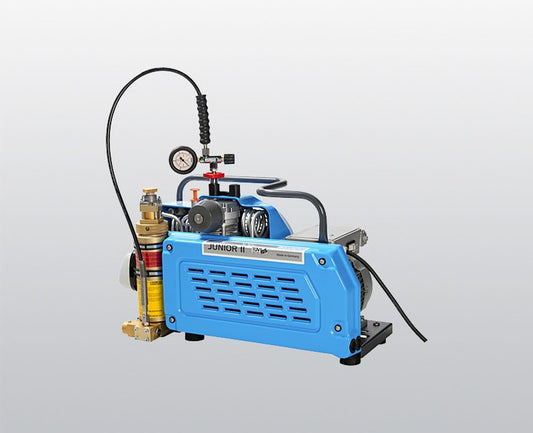 Bauer Lincoln SRD2S2T1B6028B Portable Air Compressor Junior II JRII-E1/MTR-25 with hoses on a light gray background