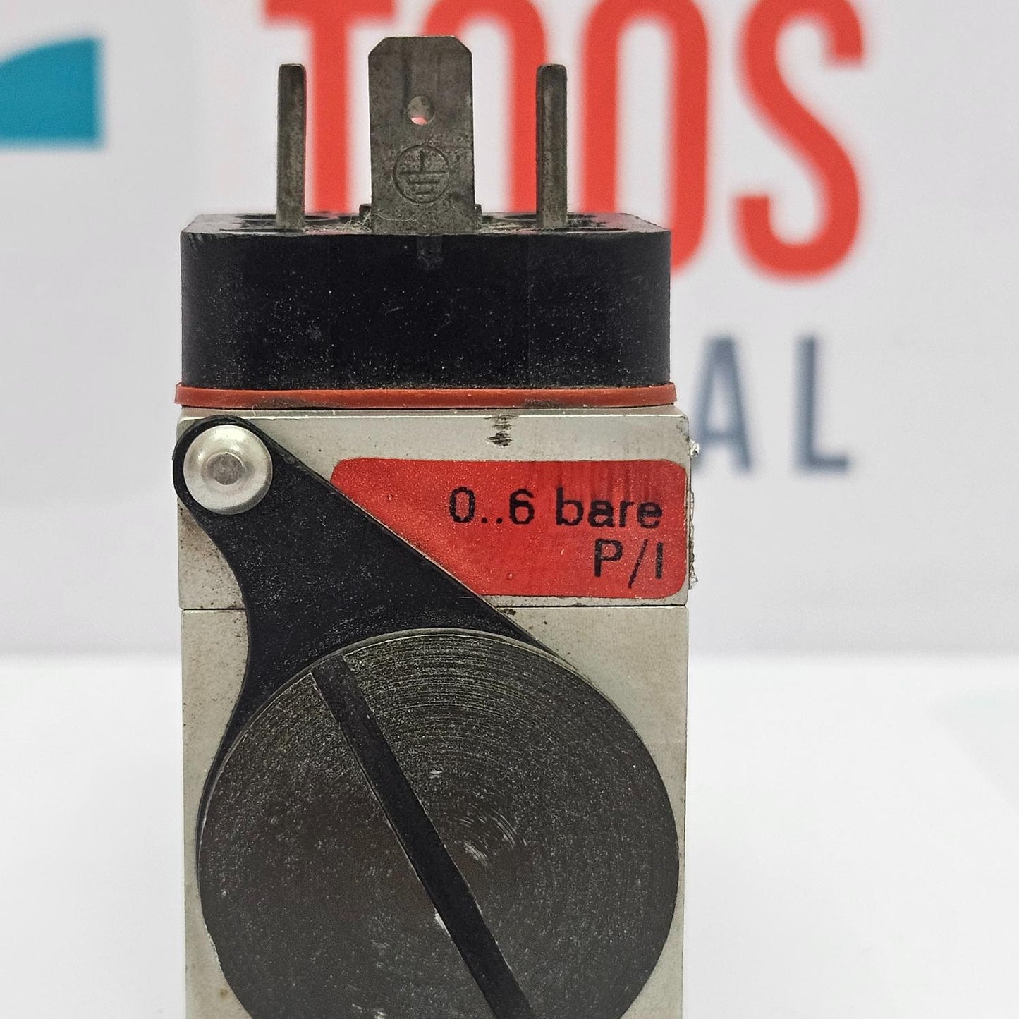 DANFOSS MBS5100 PRESSURE TRANSMITTER 060N1076 0...6 BAR