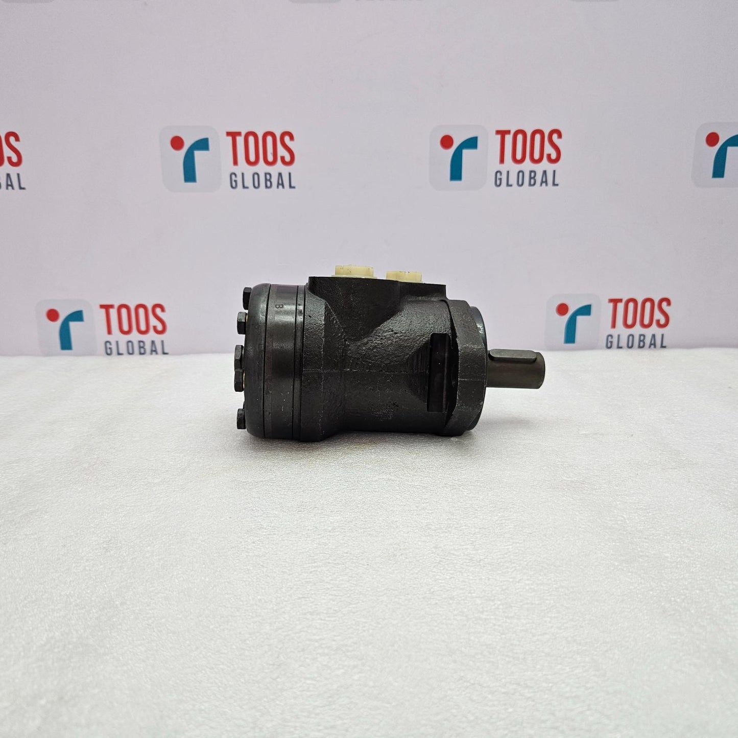 DANFOSS OMR-100 HYDRAULIC MOTOR 151-0212-4 NEW