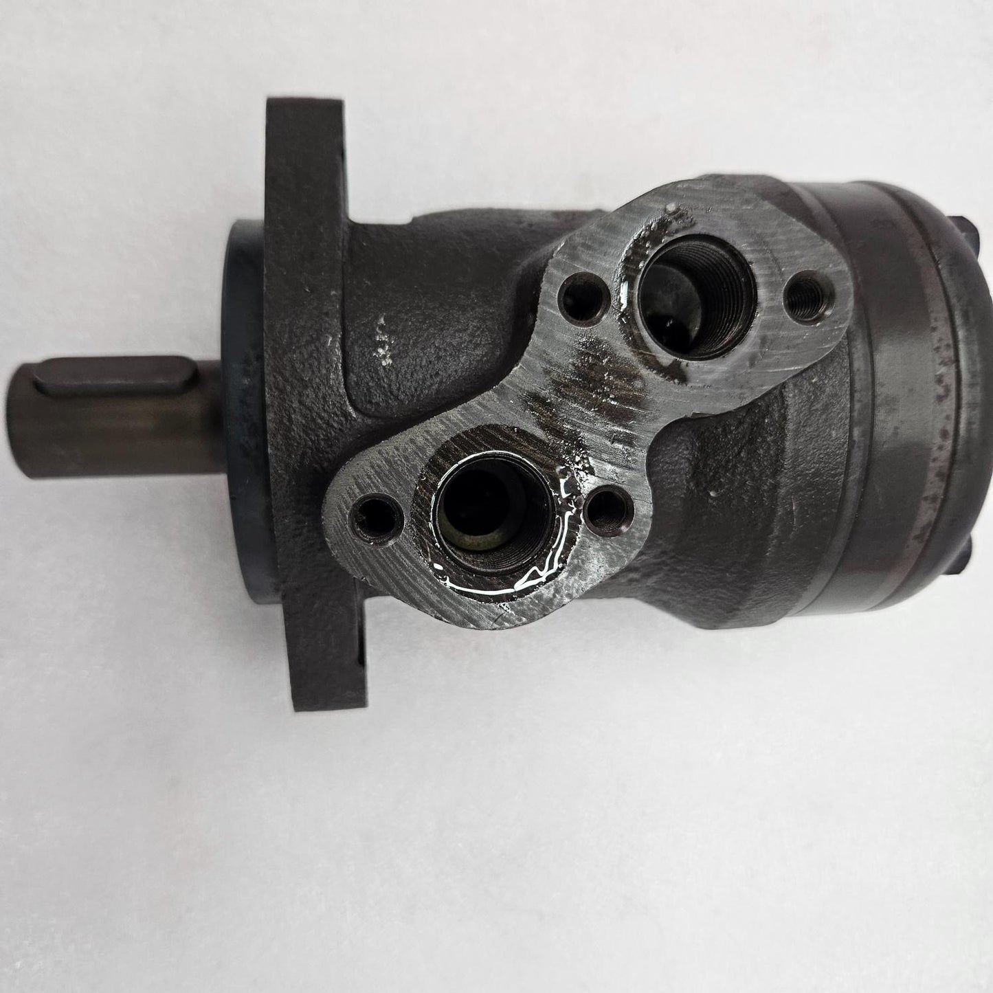 DANFOSS OMR-100 HYDRAULIC MOTOR 151-0212-4 NEW
