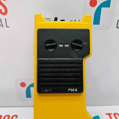 DITTEL FSG 5 VHF-AM-TRANSCEIVER WITH ADAPTER