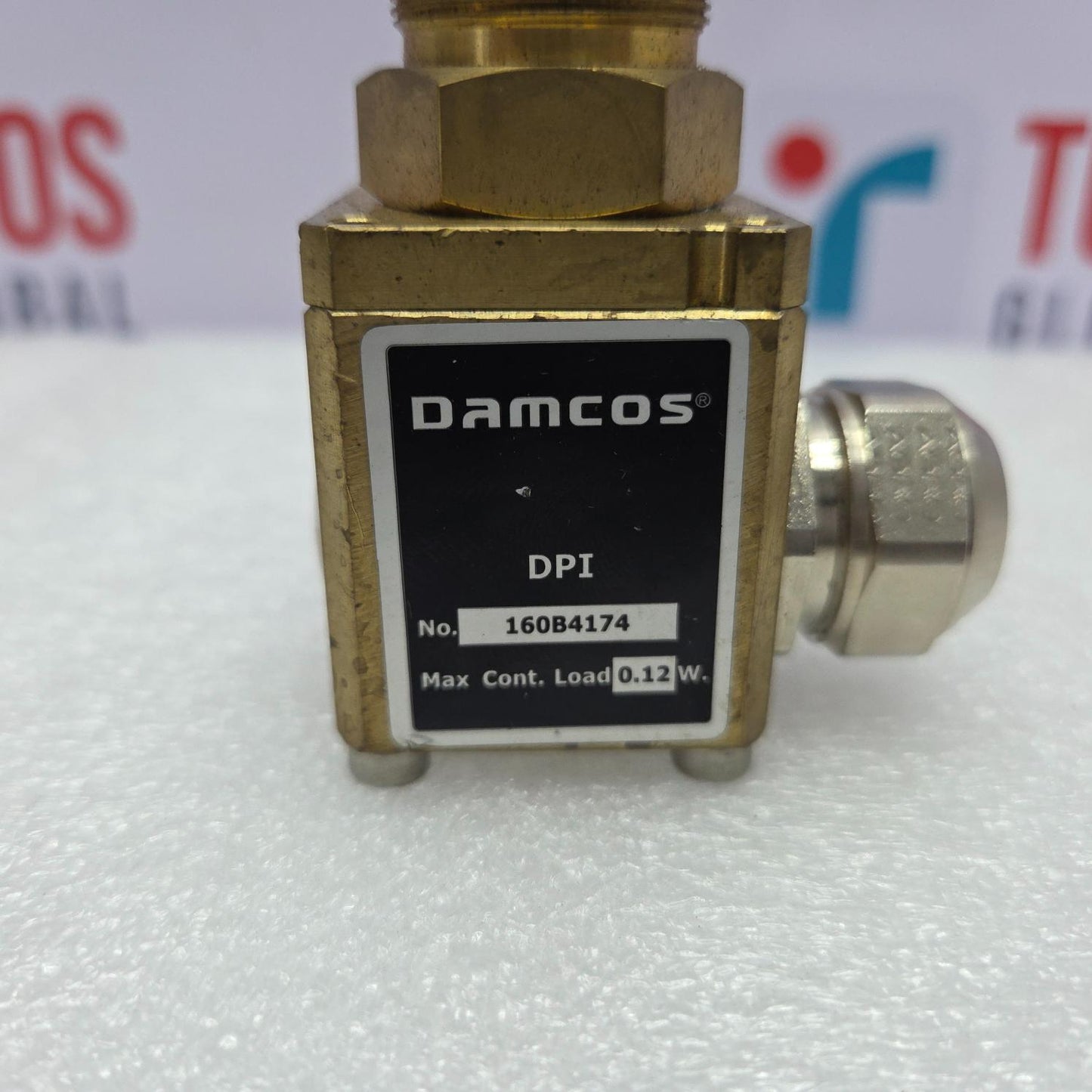 Damcos 160B4174 Position Indicator DPI-C-68 Brass valve with Damcos label on a white background
