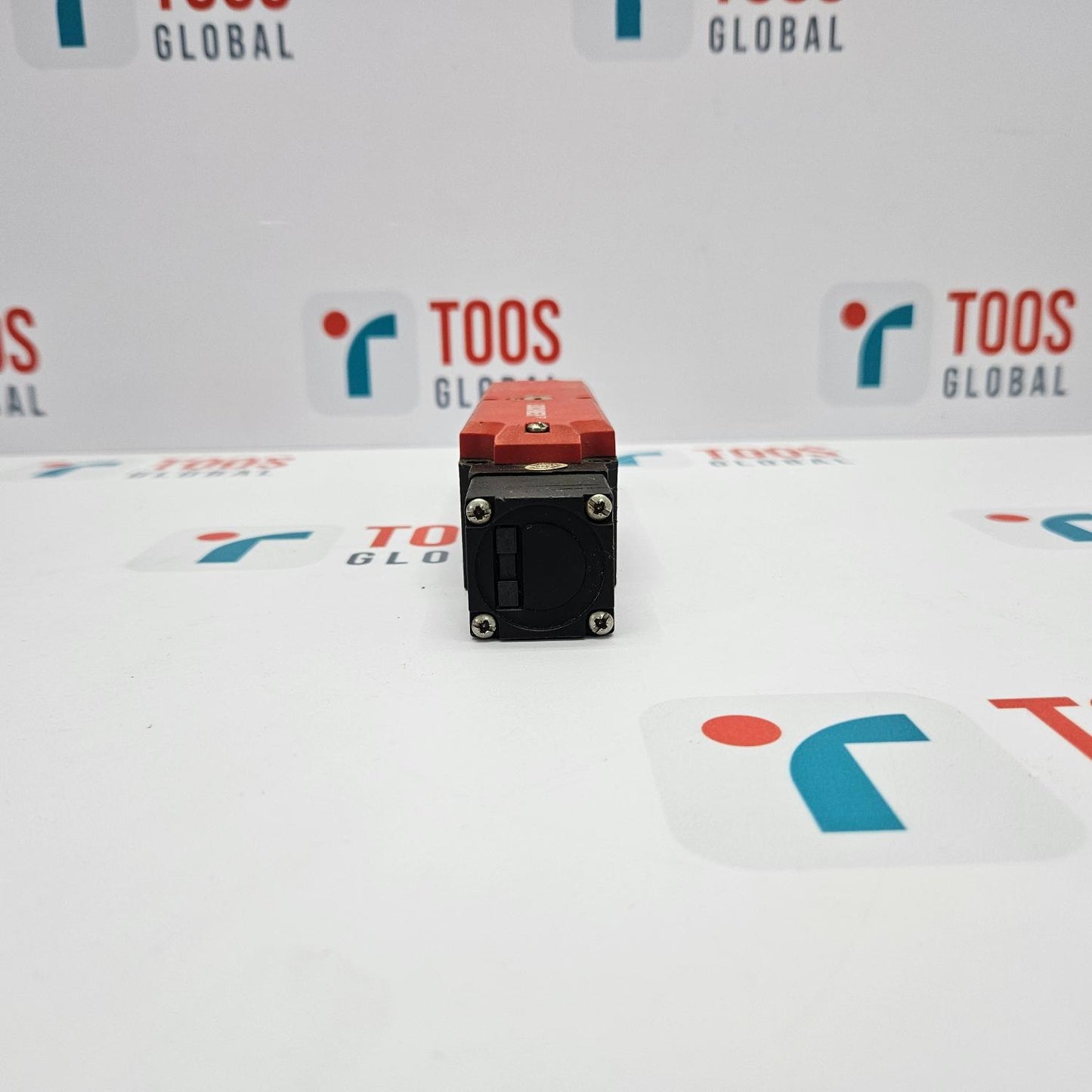 EUCHNER TP4-4141A024M SAFETY SWITCH