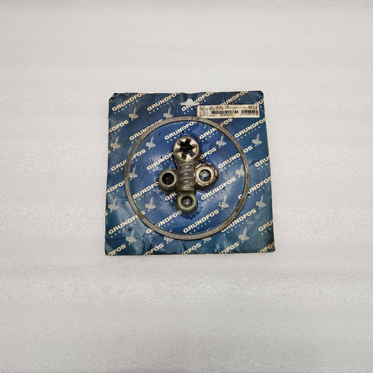 GRUNDFOS 00985201 KIT SH SEAL CR CR8/16 AUUE/V A-B Mechanical component on a blue Grundfos packaging on a gray background