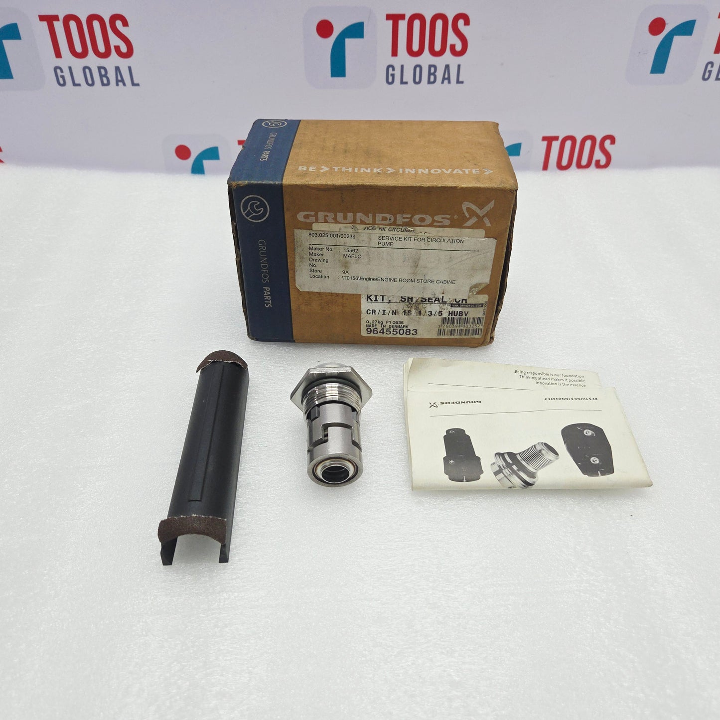 Grundfos 96455083 components and a box with 'Grundfos' branding on a white background.