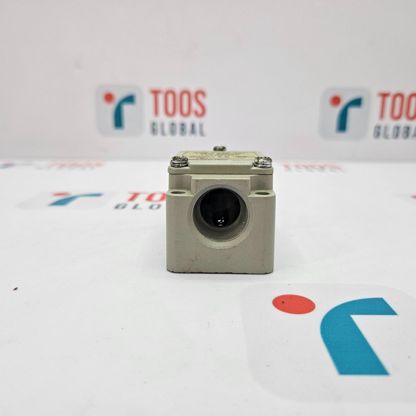 HANYOUNG NUX HY-M909 LIMIT SWITCH LOT 0F 2