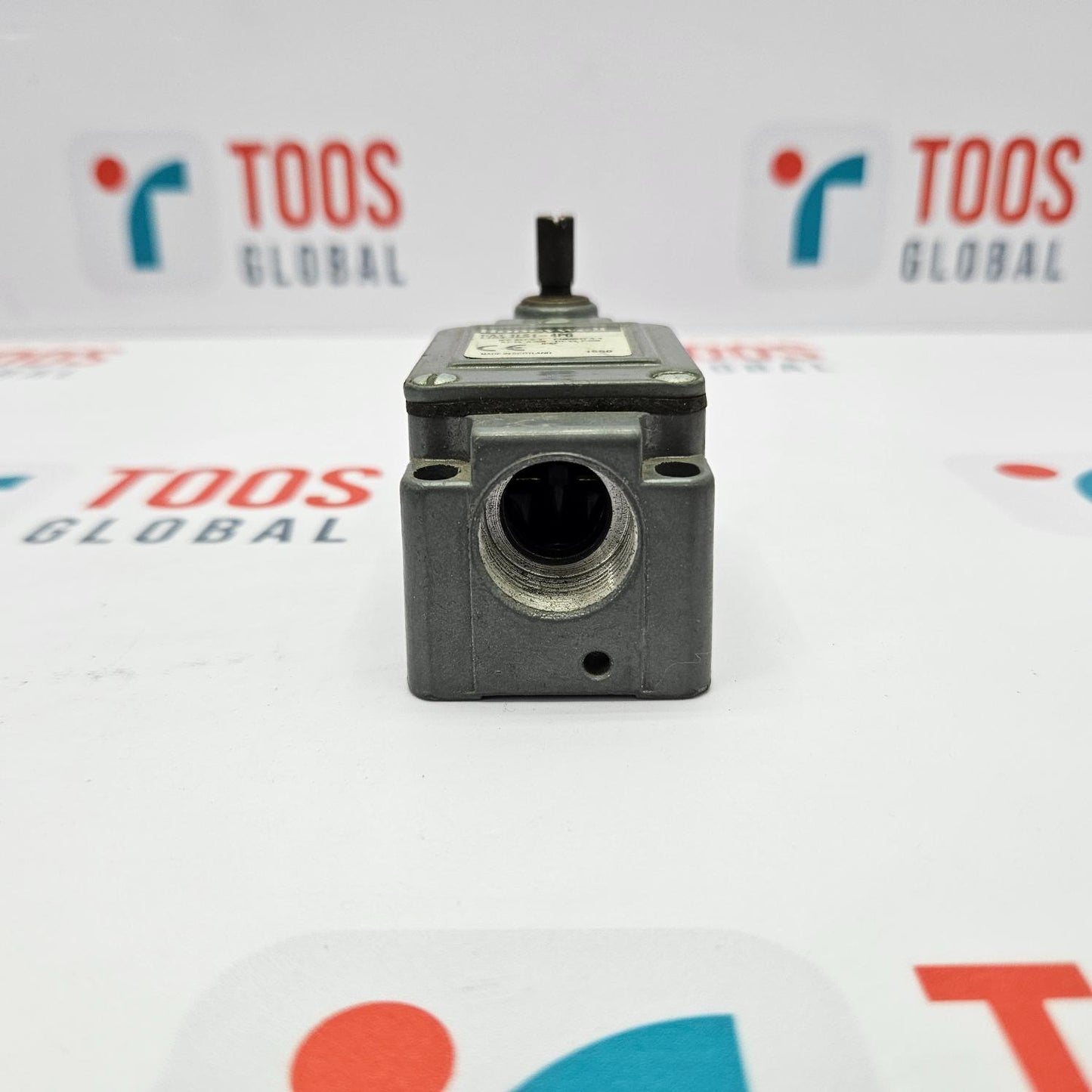 HONEYWELL 1LS1-4PG ROLLER LEVER LIMIT SWITCH