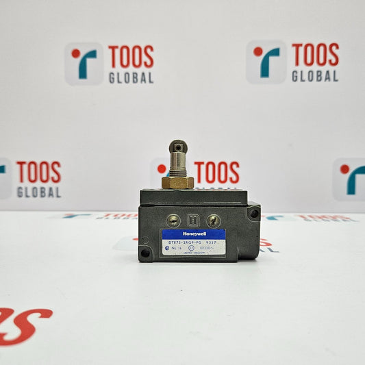 HONEYWELL DTE7S-2RQ9-PG MICRO LIMIT SWITCH Mechanical switch with Honeywell label on a white background with TOOS Global logos.