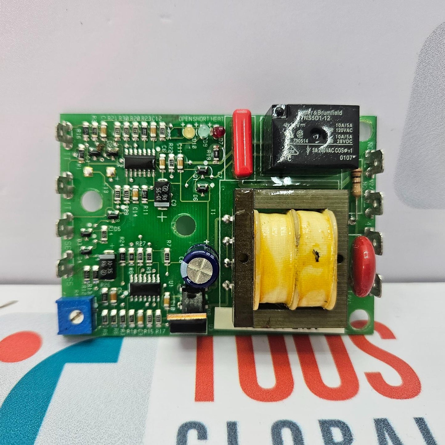 Hobart 475488 F 240V Temperature Control Board Green electronic circuit board with components on a white background