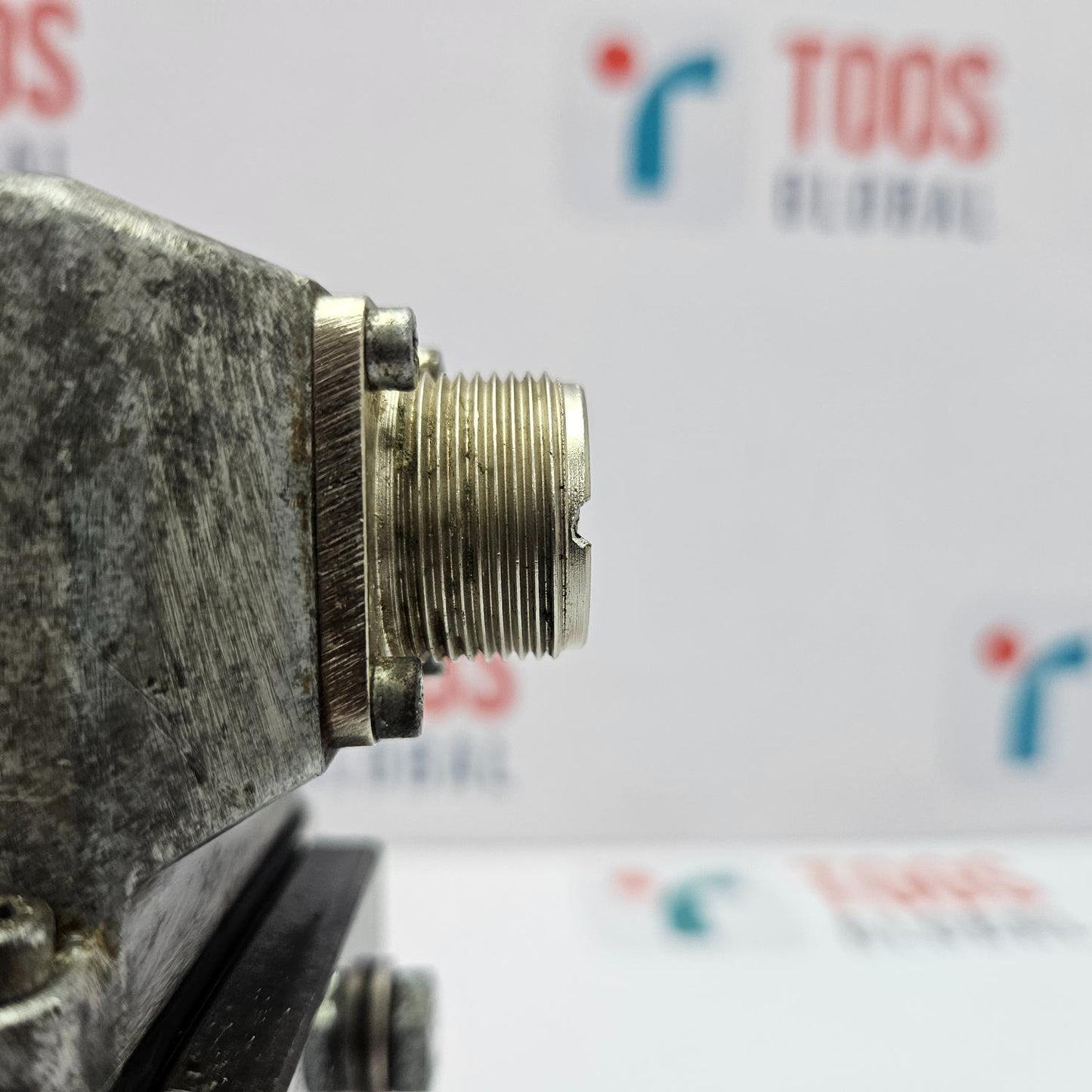 MOOG D631-009CA SERVO VALVE H20F1GMANBRM