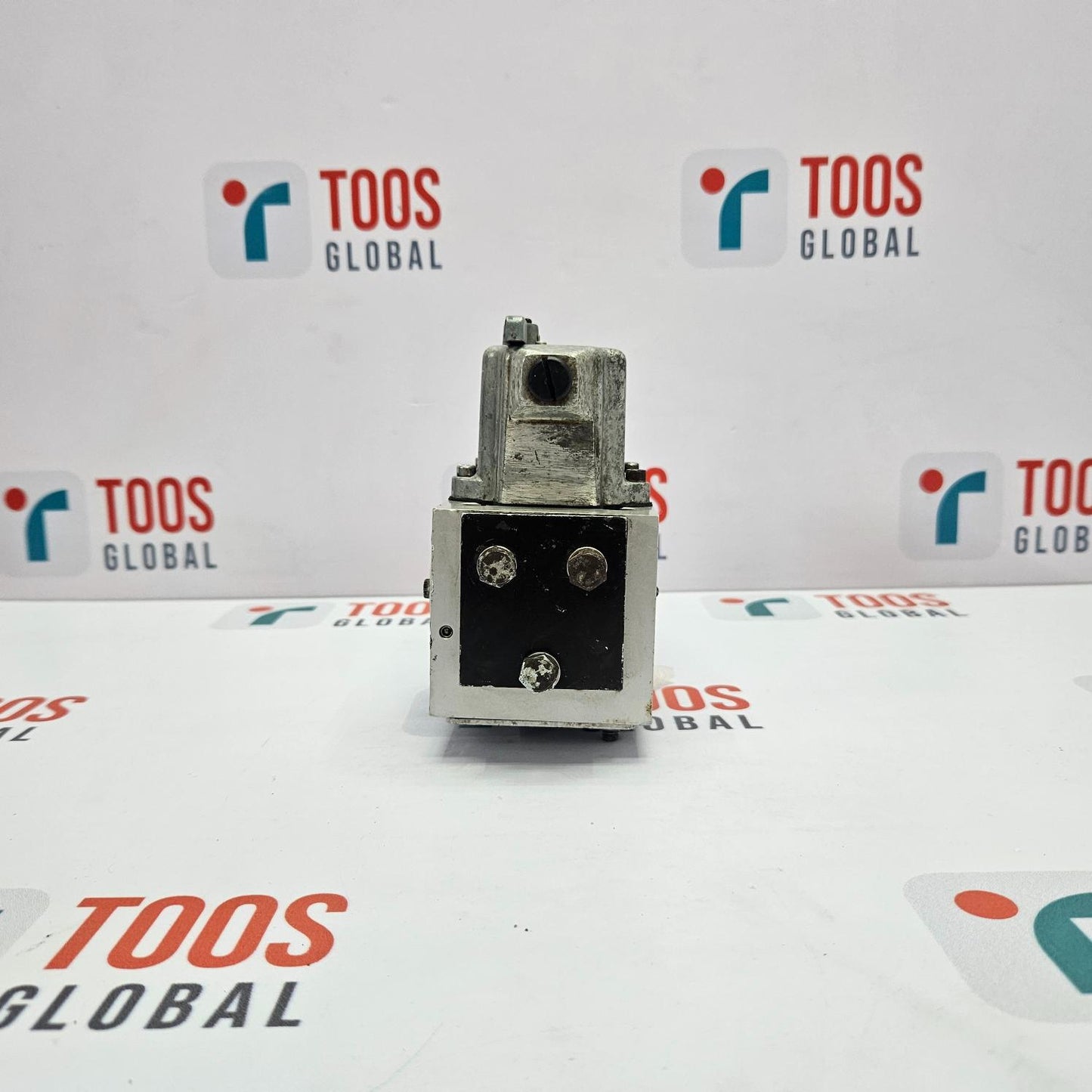 MOOG D631-009CA SERVO VALVE H20F1GMANBRM