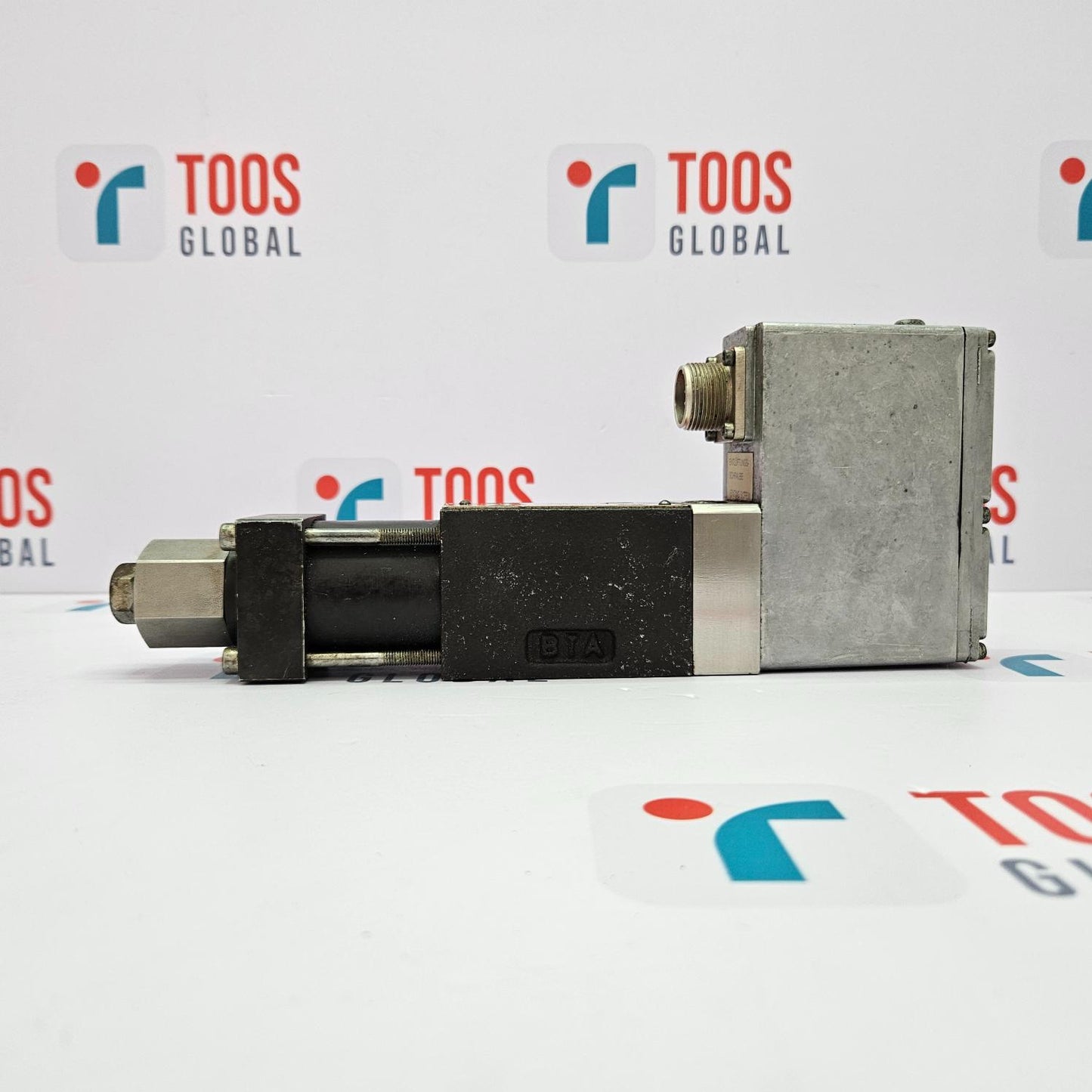 MOOG MOD.P/N D635-606B FRAMO P/N A11592 HYDRAULIC SERVO VALVE