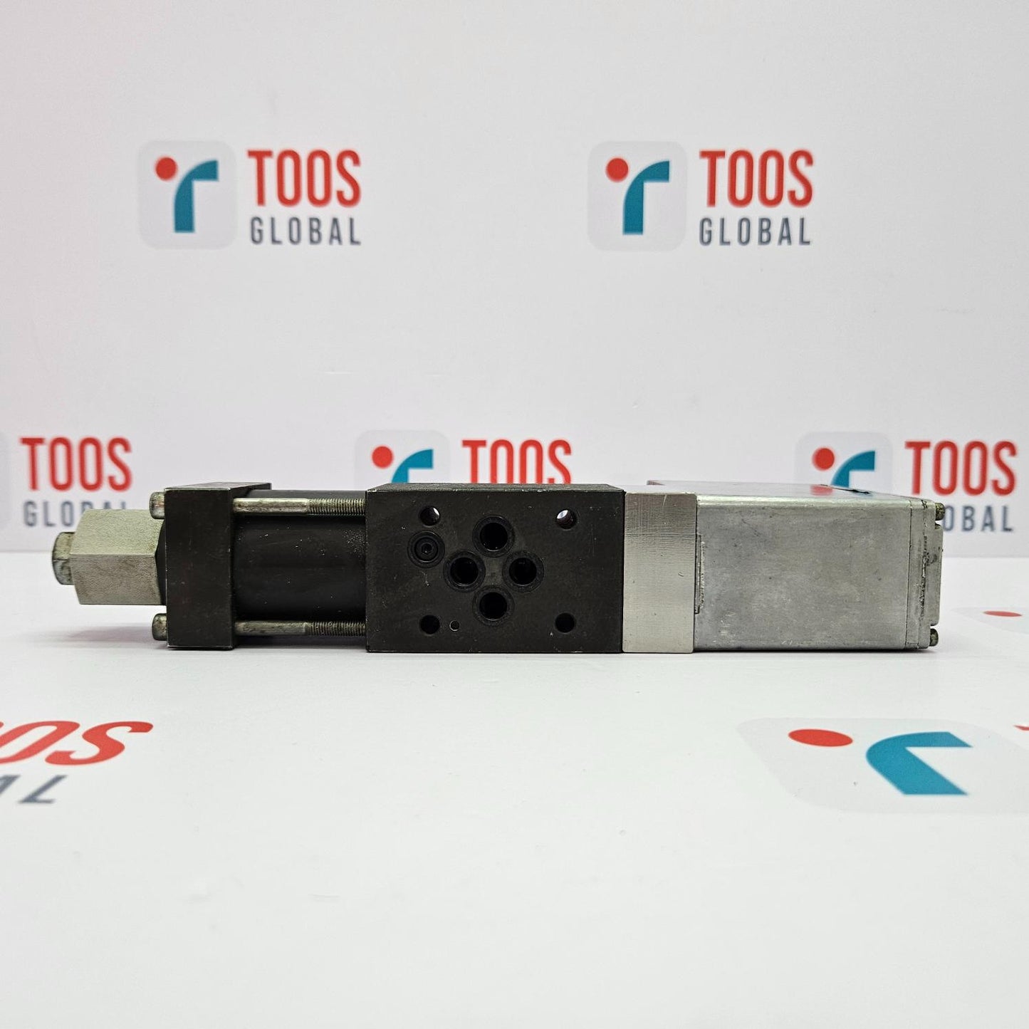 MOOG MOD.P/N D635-606B FRAMO P/N A11592 HYDRAULIC SERVO VALVE