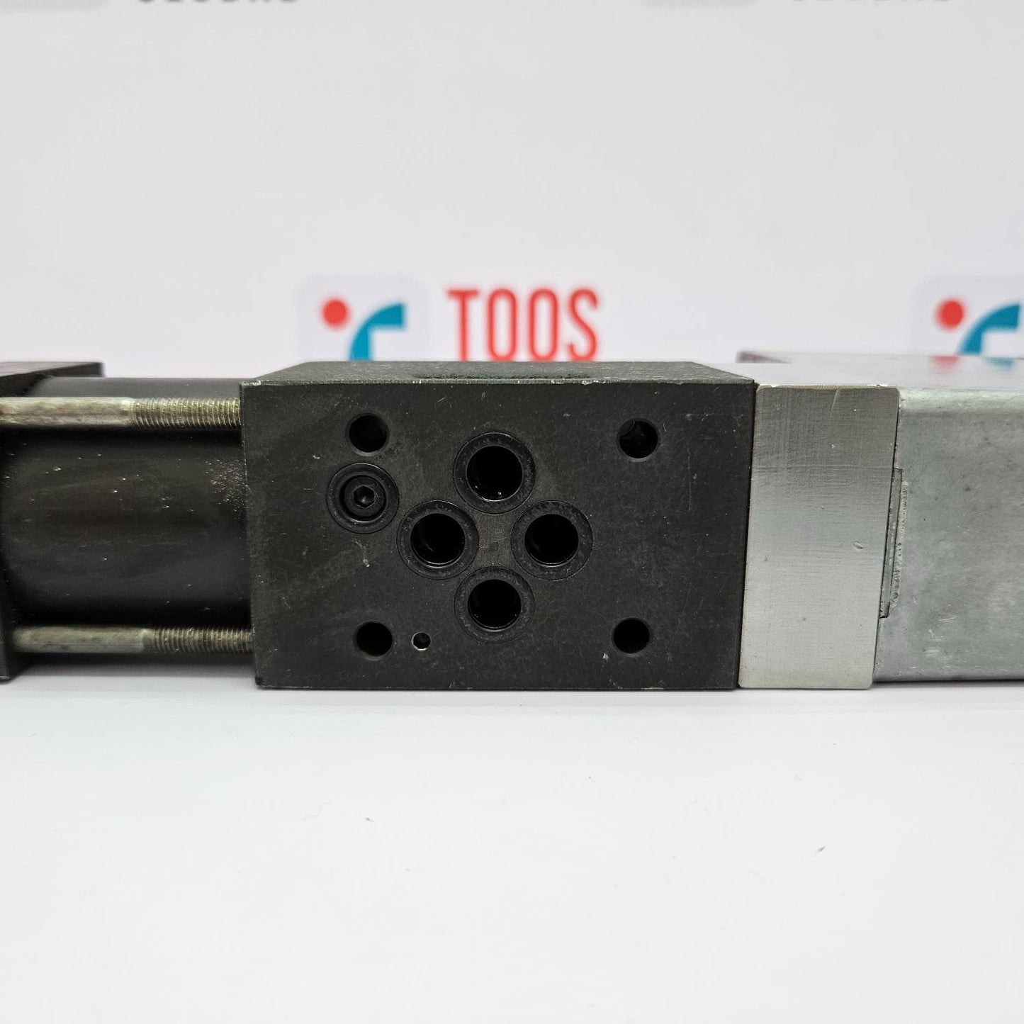 MOOG MOD.P/N D635-606B FRAMO P/N A11592 HYDRAULIC SERVO VALVE