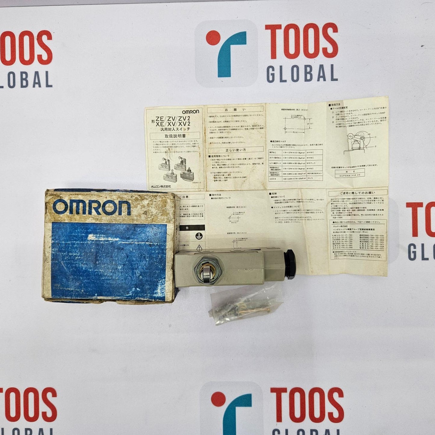 OMRON XE-Q21-2 LIMIT SWITCH 25X6RA