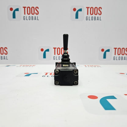 PARKER B53004LY DIRECTIONAL CONTROL VALVE