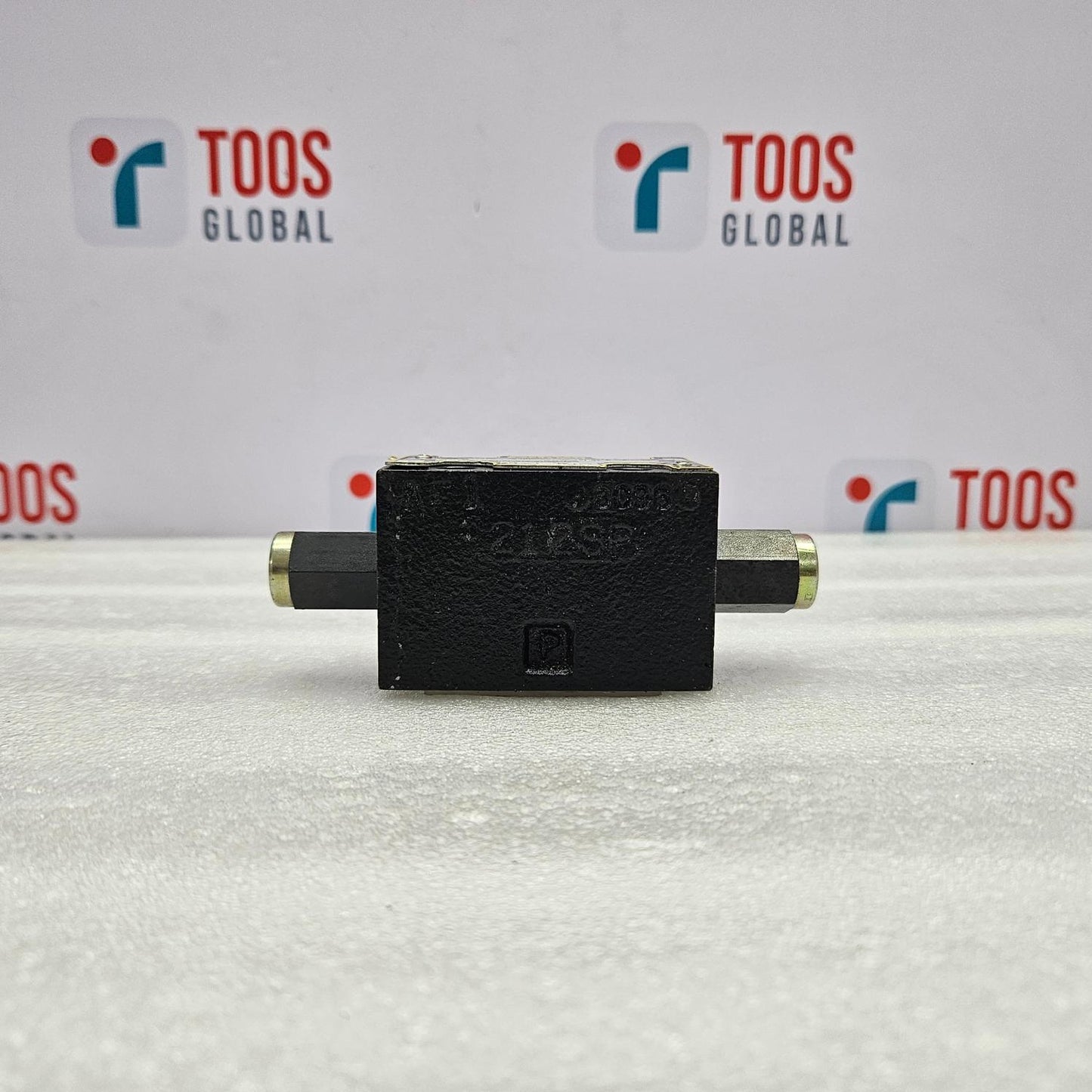 PARKER D1VP1CN9070 PILOT VALVE NEW