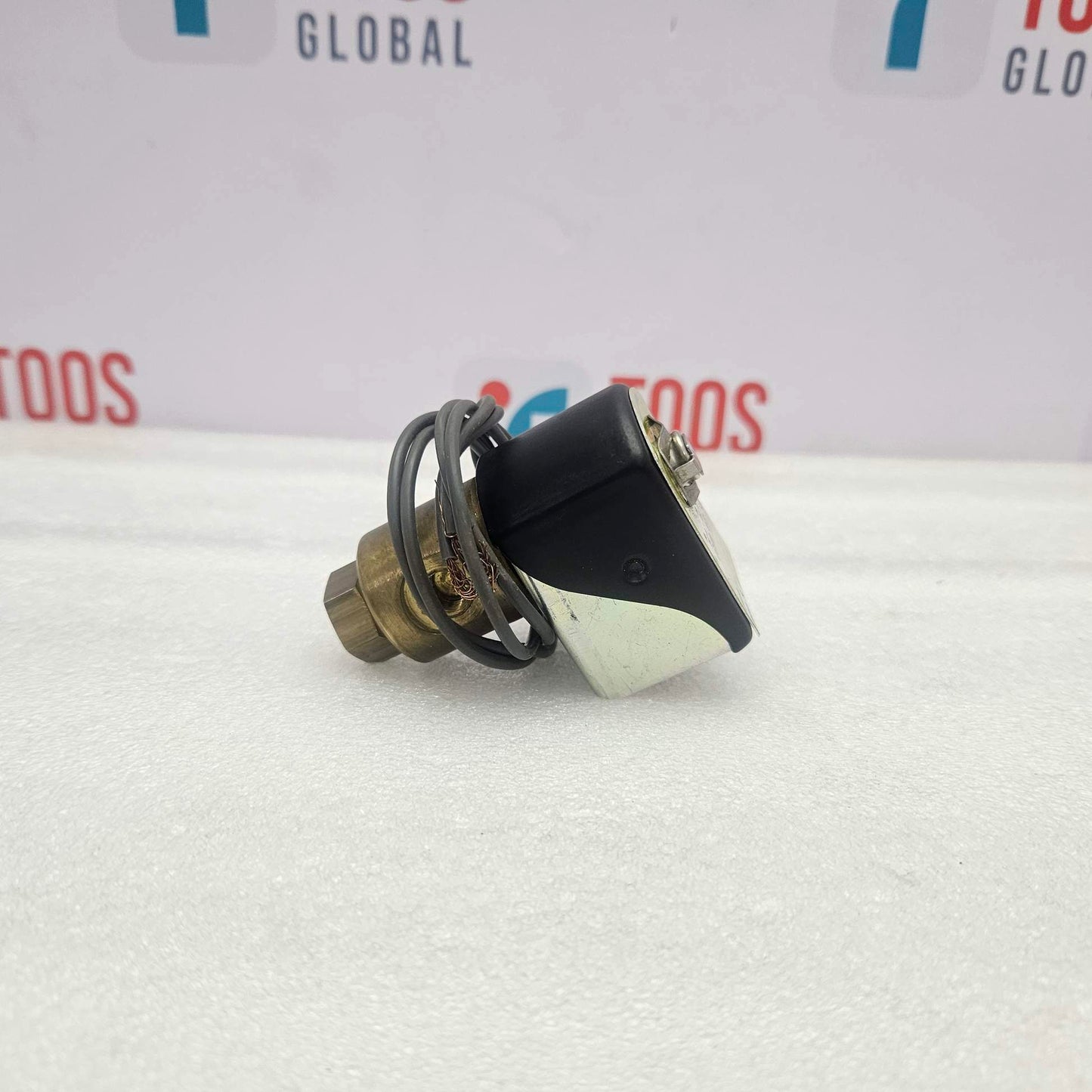 Parker 7730-011-SA Solenoid Valve New