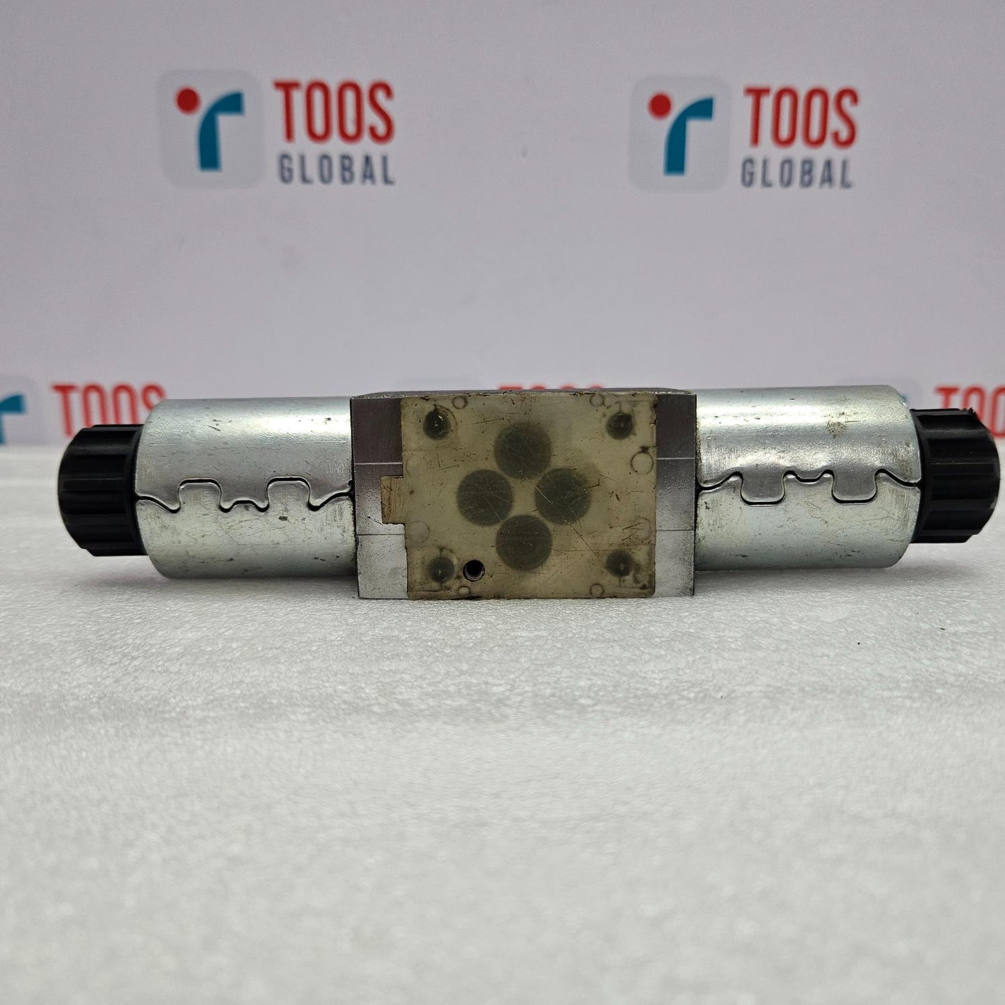 Parker D1FVE02CC0NJW310 Pilot Proportional Directional Control Valve