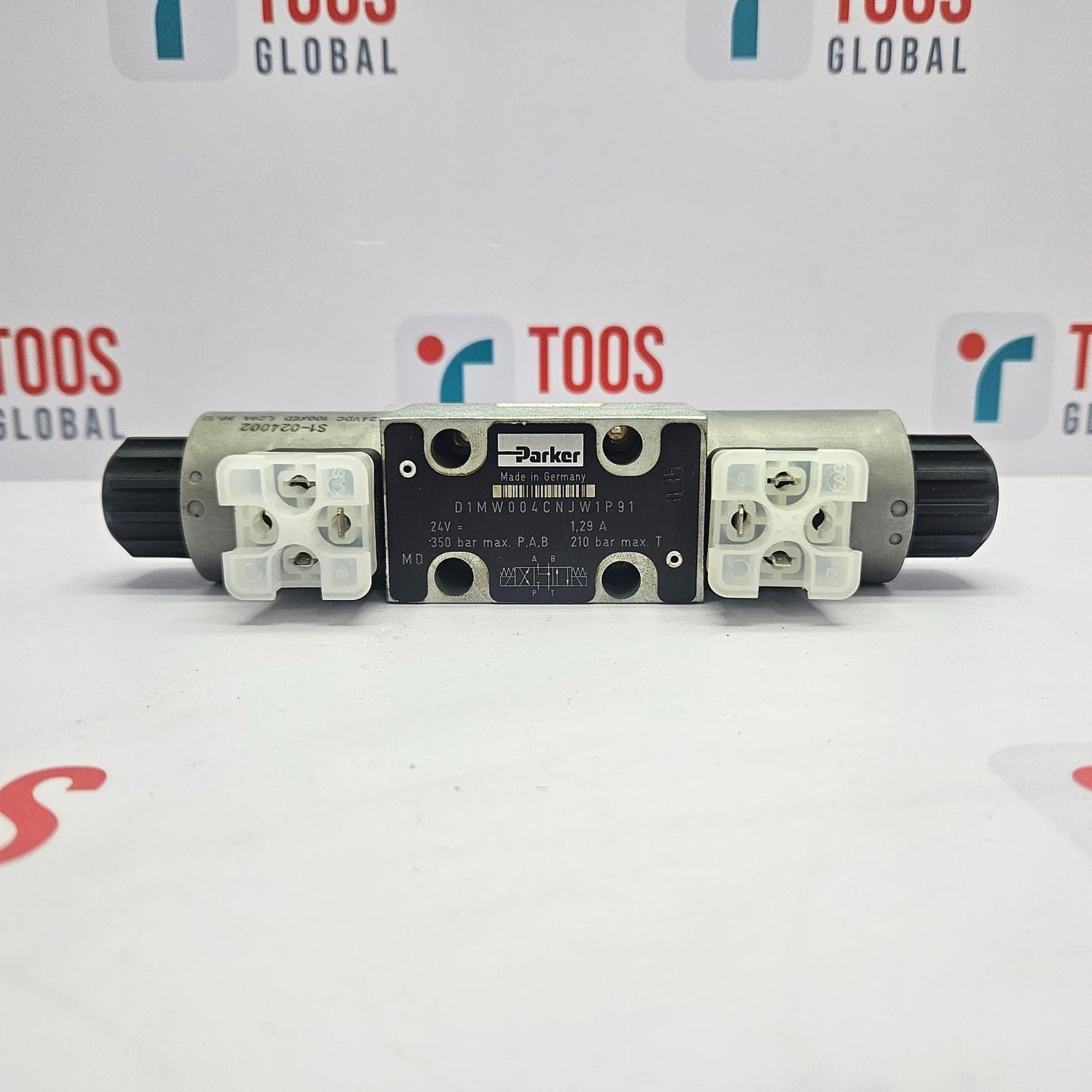Parker D1MW004CNJW1P91 Directional Control Valve