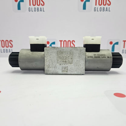 Parker D1MW004CNJW1P91 Directional Control Valve