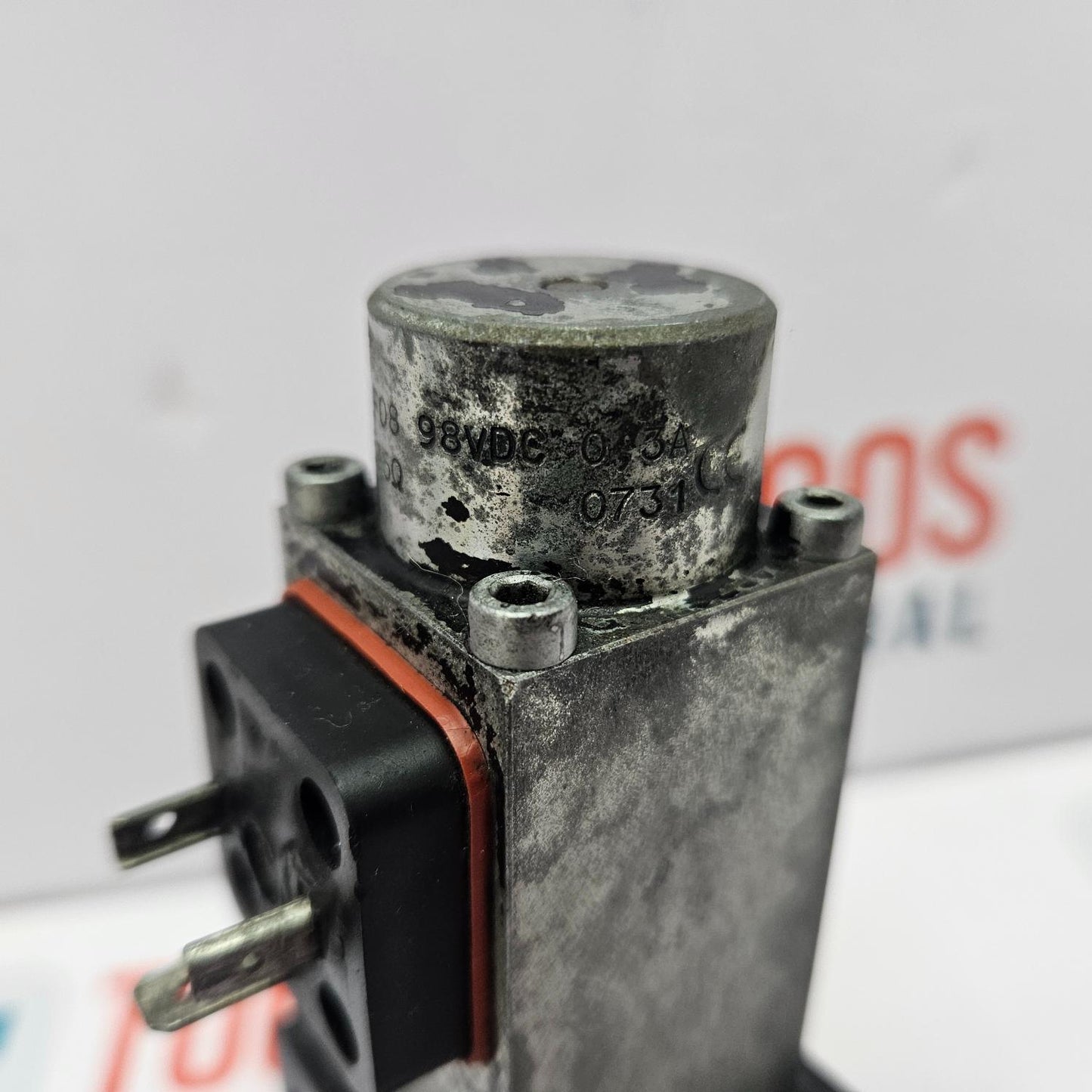 Parker D1SE30BNUW 3/2 Way Seated Type Directional Control Valve