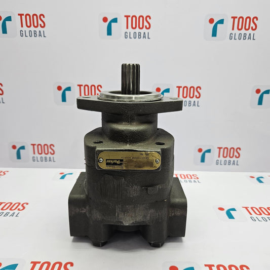 Parker P350197EVAB157 Hydraulic Pump Parker hydraulic pump, model P350197EVAB157, predominantly black in color with some signs of wear and branding on the label.
